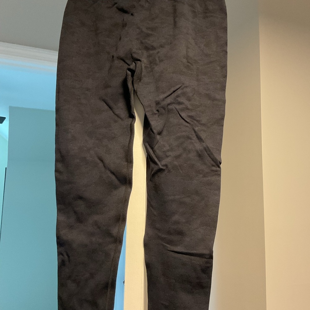 Amazon Classic Black Leggings